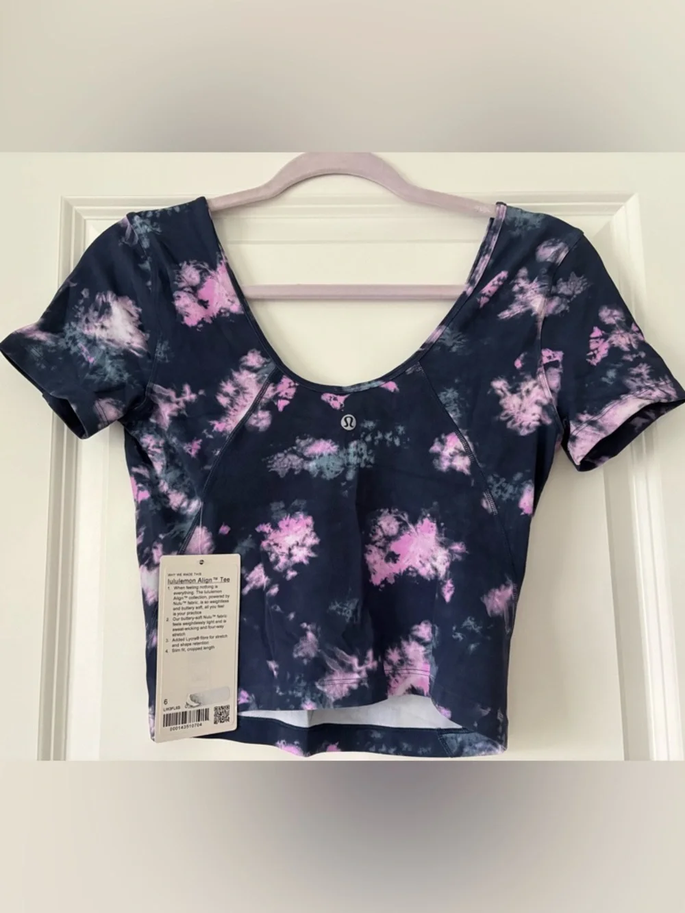 lululemon athletica Tie-Dye Scoop Crop Top — Pink, Purple and Navy - Picture 2 of 4